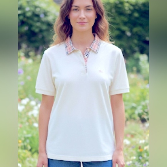 Burberry baby blue  Polo with Signature Plaid Collar - Picture 9 of 9